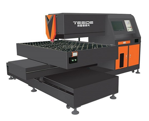 Máquina de corte pressionando a laser de caixa de papelão